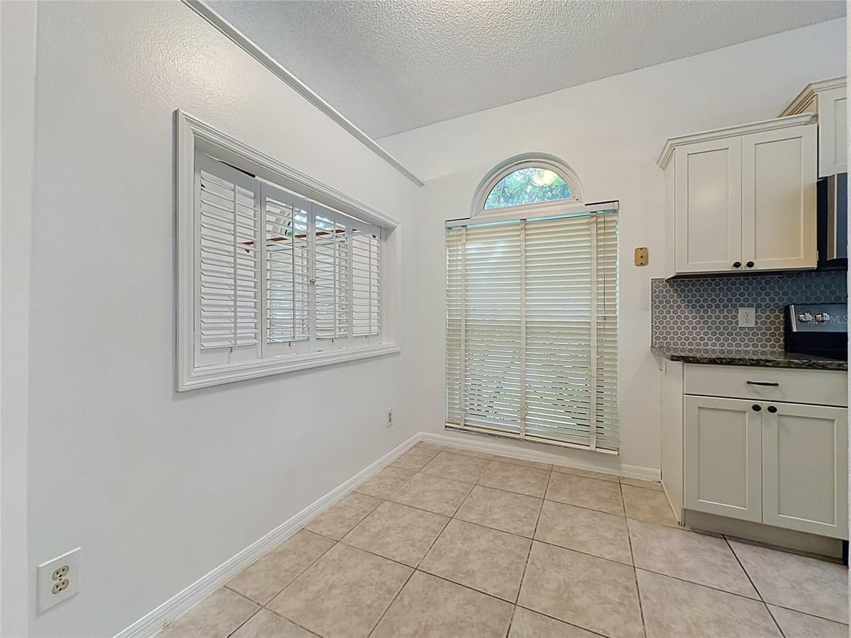 1047 KELLY CREEK CIRCLE — photo 8 of 59