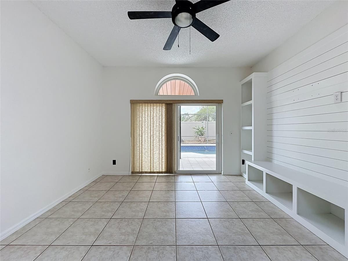 1047 KELLY CREEK CIRCLE — photo 17 of 59
