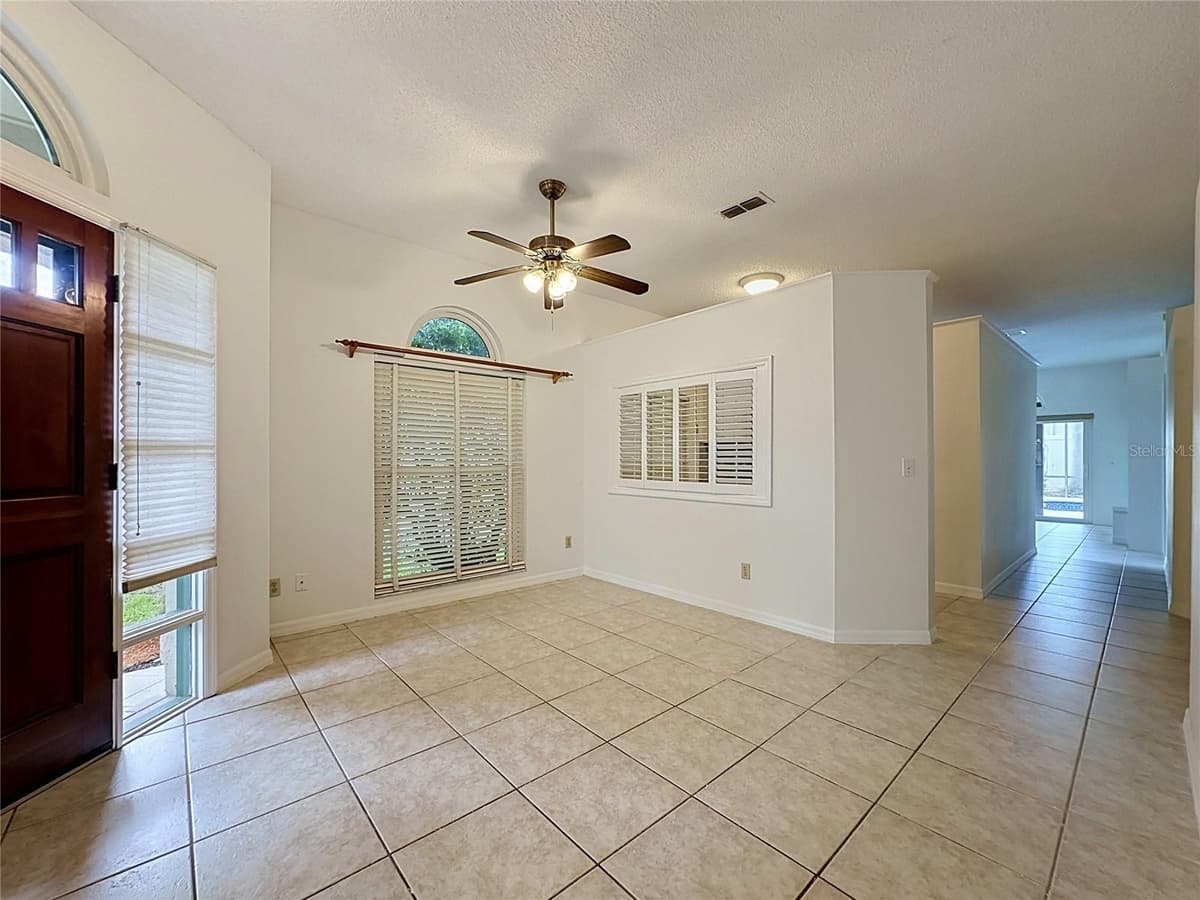1047 KELLY CREEK CIRCLE — photo 5 of 59