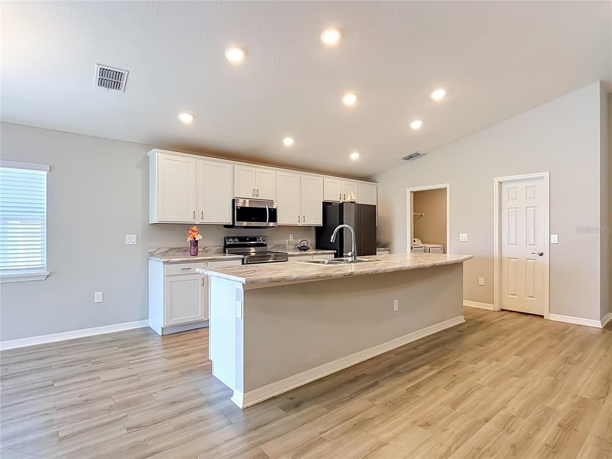 1235 MOUNTAIN FLOWER LANE — photo 18 of 74