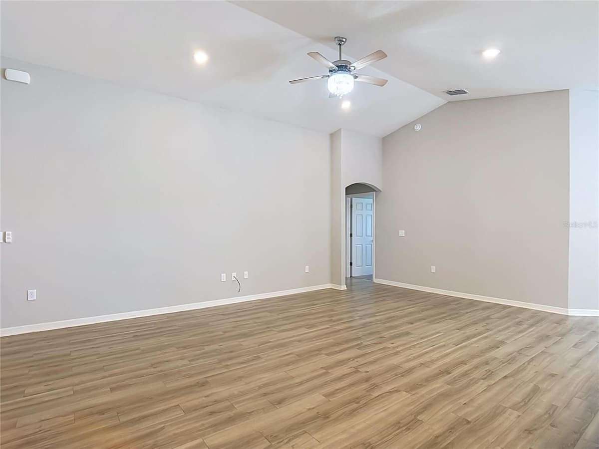 1235 MOUNTAIN FLOWER LANE — photo 12 of 74