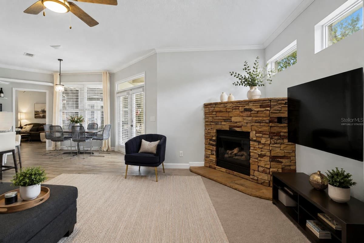 427 TIERRA VERDE LANE — photo 17 of 38