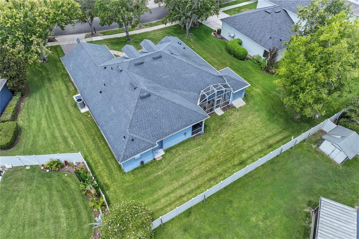 427 TIERRA VERDE LANE — photo 36 of 38