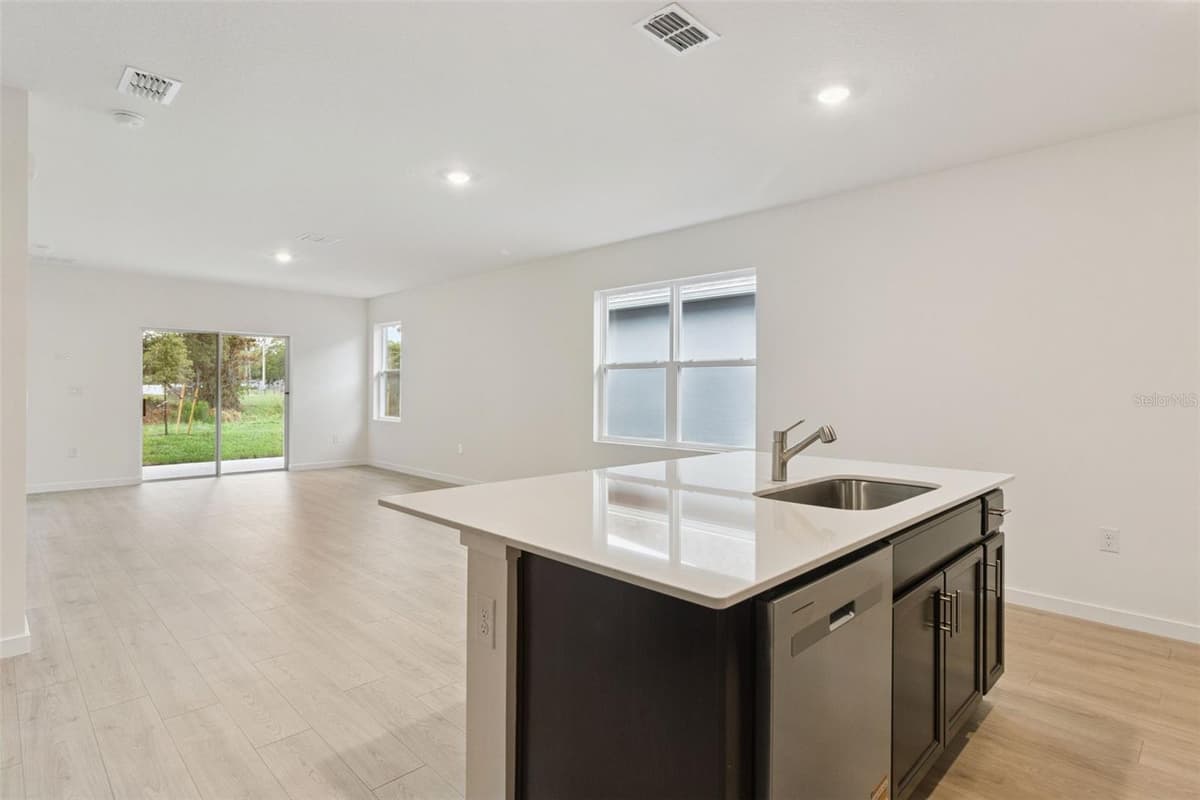 1925 HOWARD MESA DRIVE — photo 11 of 66
