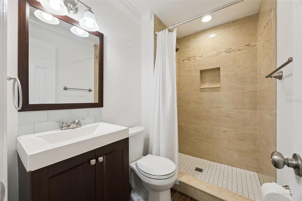 210 MAGNOLIA ROAD — photo 31 of 56