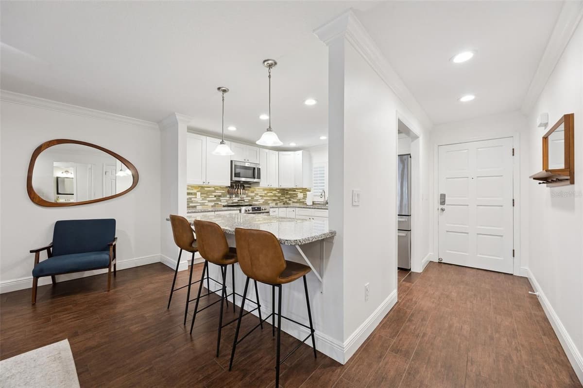 210 MAGNOLIA ROAD — photo 15 of 56