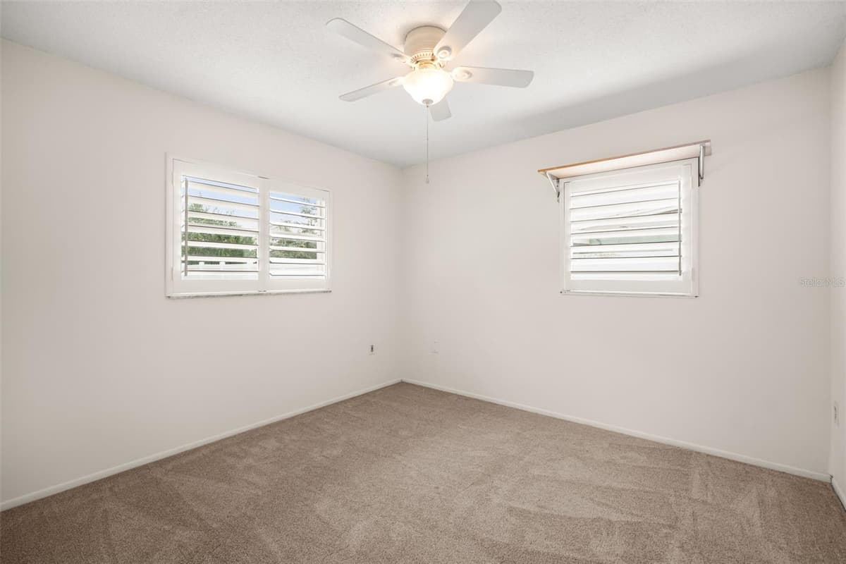 7917 PLUNKETT AVENUE — photo 17 of 22
