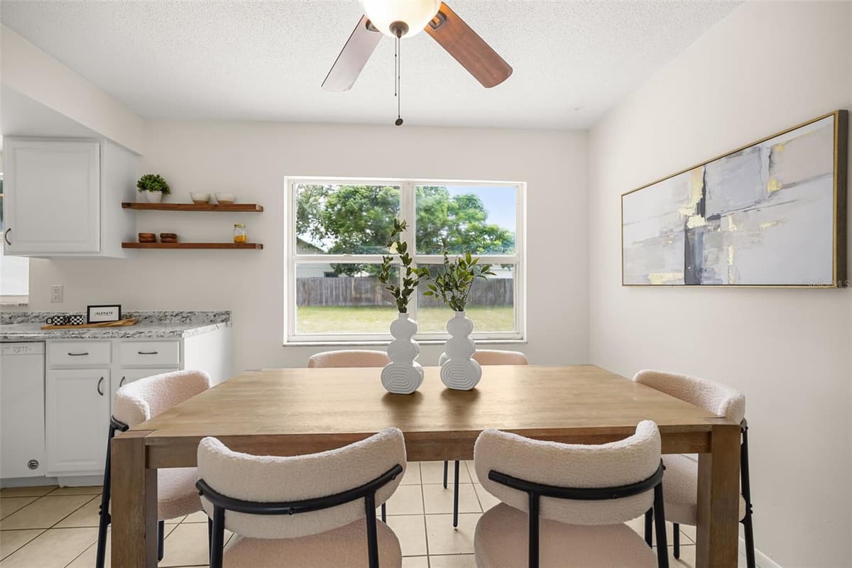 7917 PLUNKETT AVENUE — photo 8 of 22