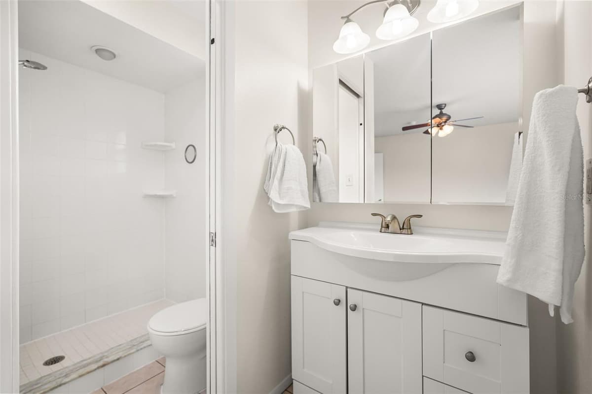 7917 PLUNKETT AVENUE — photo 20 of 22