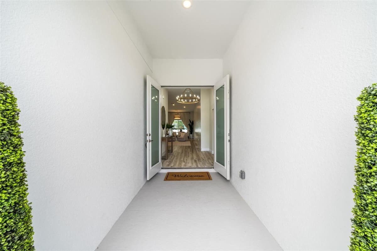 3121 LA FRANCE AVENUE — photo 23 of 26