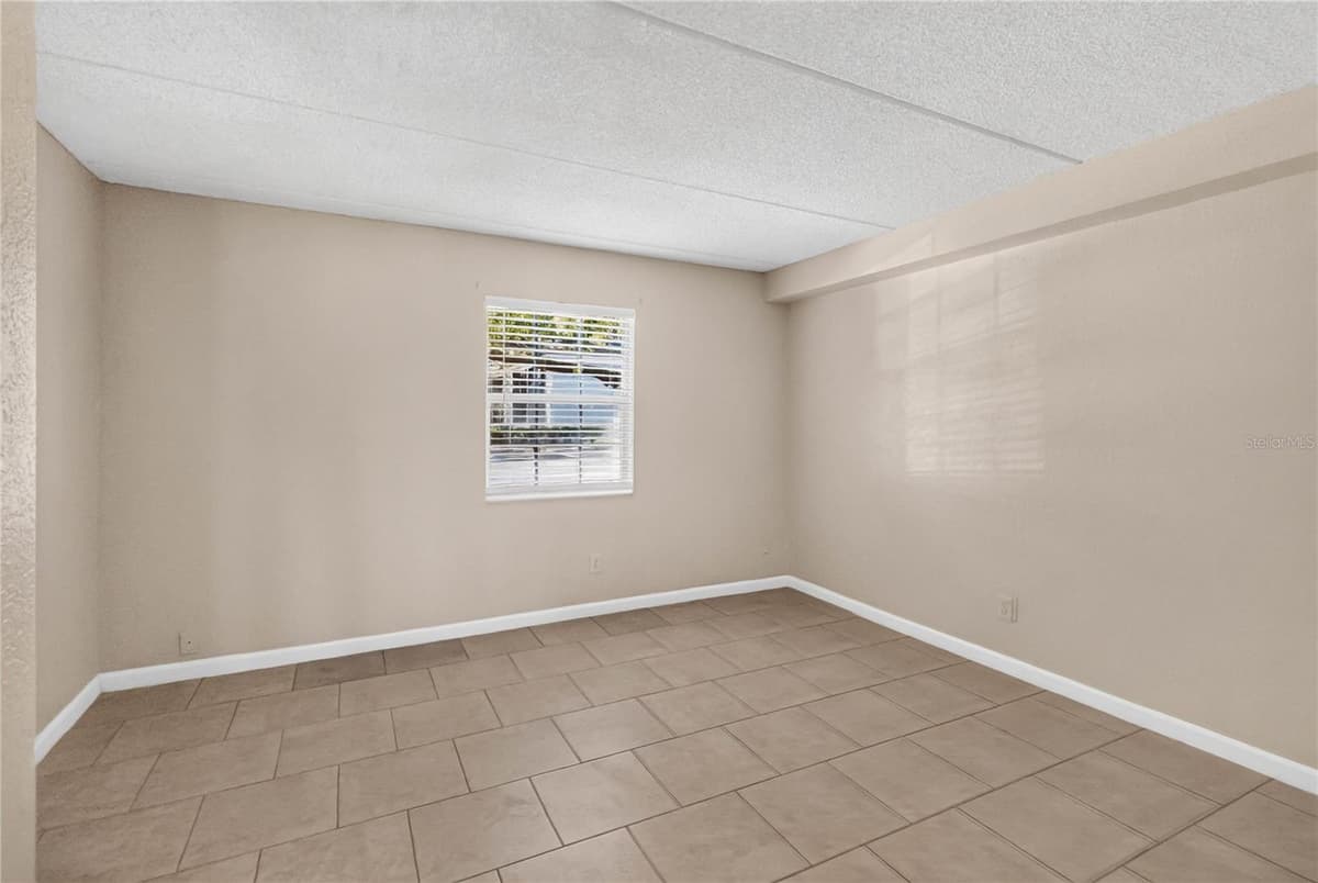 285 LEWFIELD CIRCLE — photo 12 of 25