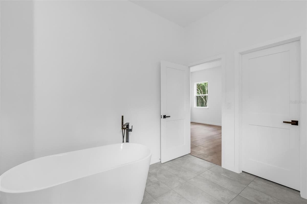 10615 DIDISCUS DRIVE — photo 17 of 37