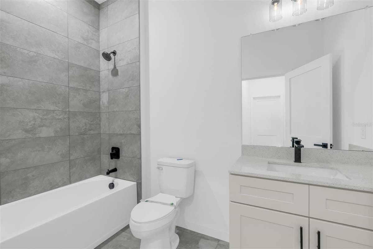 10615 DIDISCUS DRIVE — photo 25 of 37