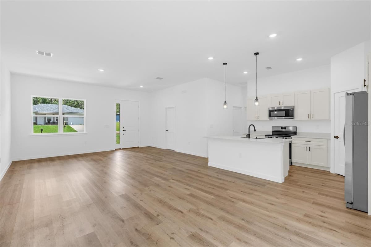 10615 DIDISCUS DRIVE — photo 11 of 37