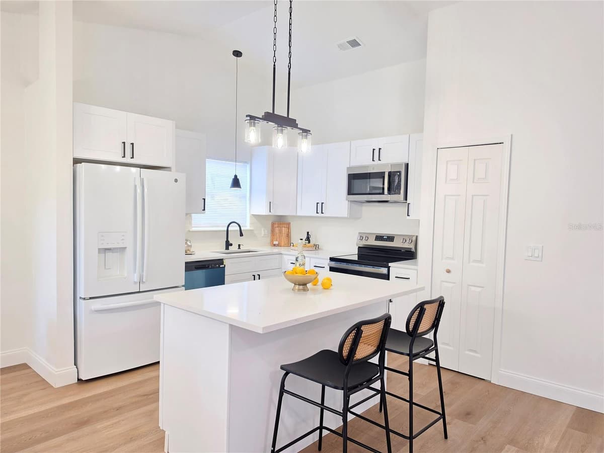 850 ARIES ROAD — photo 14 of 43