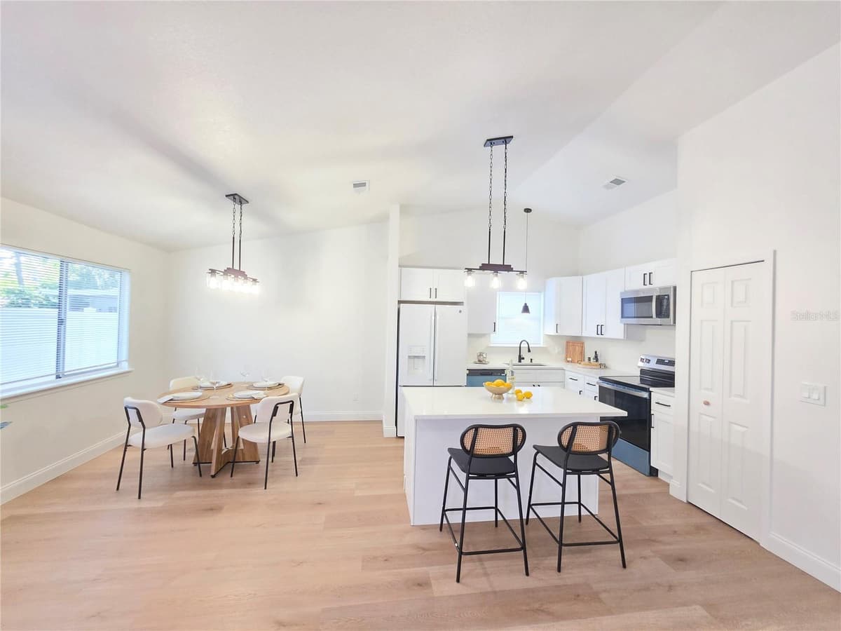 850 ARIES ROAD — photo 12 of 43