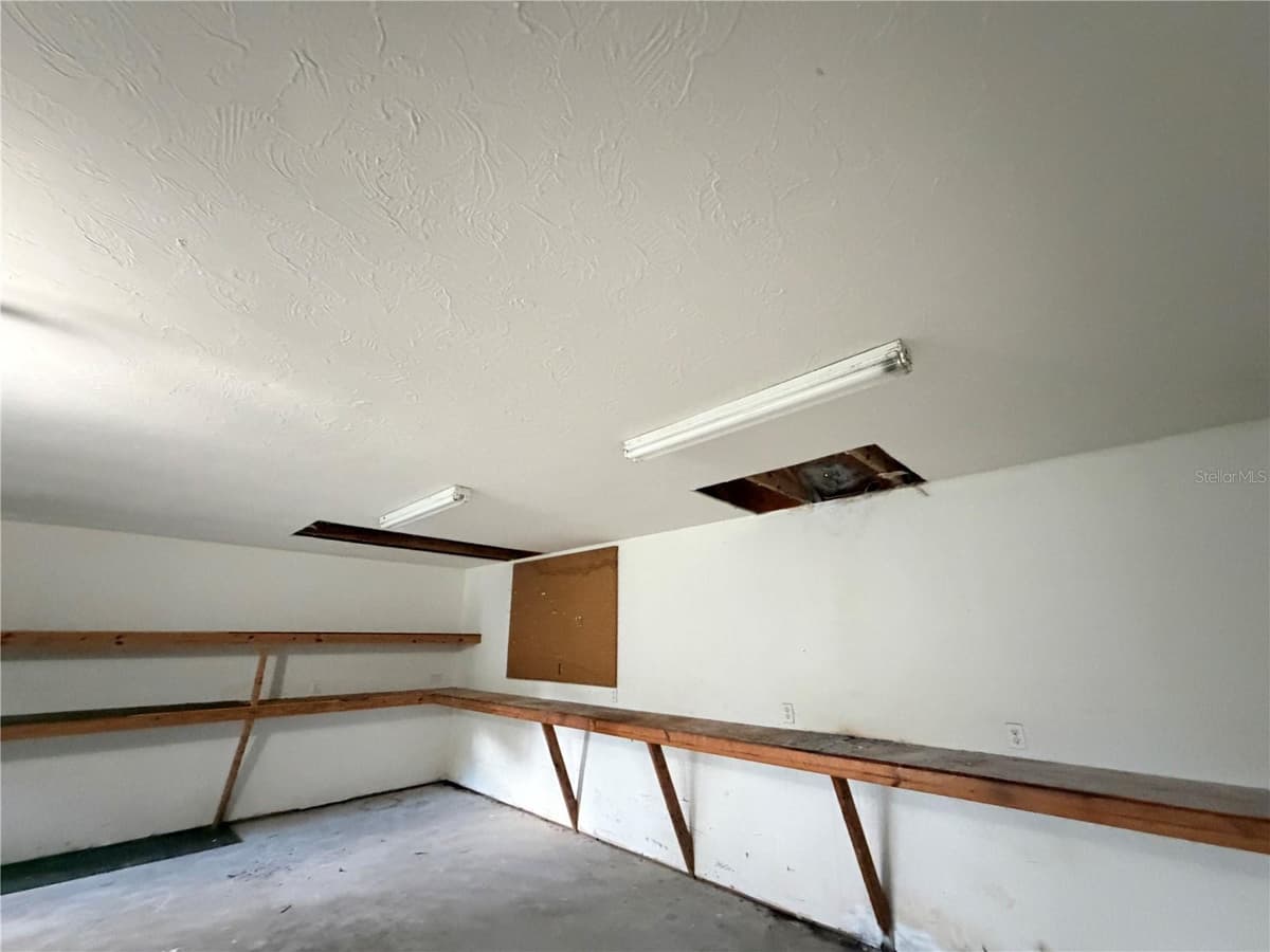 10596 RUTGERS ROAD — photo 19 of 31