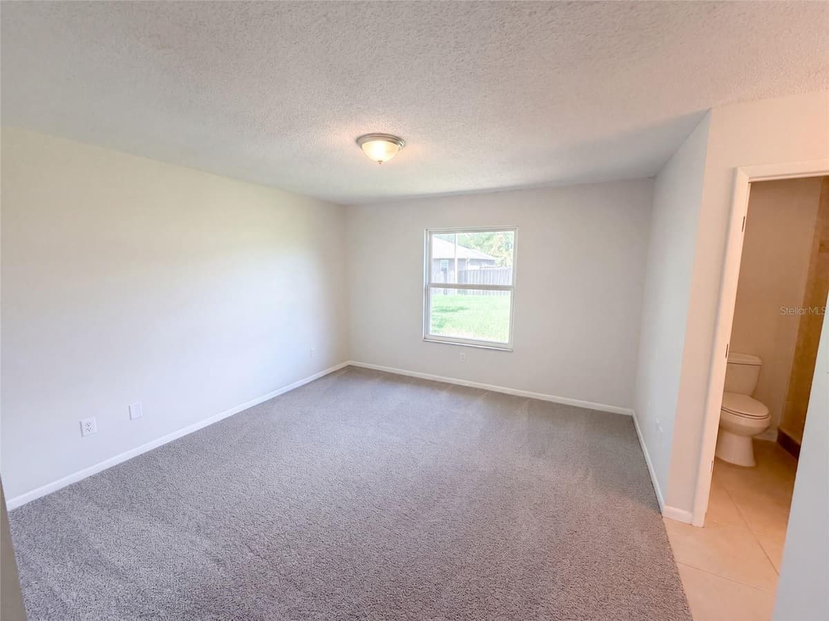 1061 HUNT STREET — photo 13 of 27
