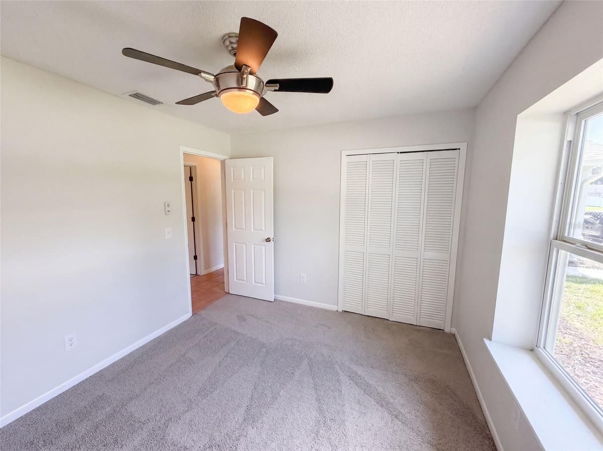 1061 HUNT STREET — photo 17 of 27