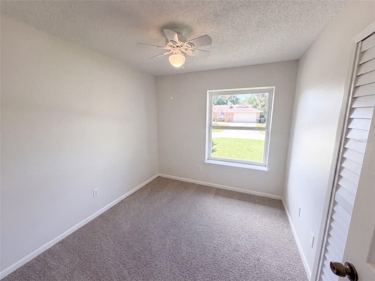 1061 HUNT STREET — photo 18 of 27