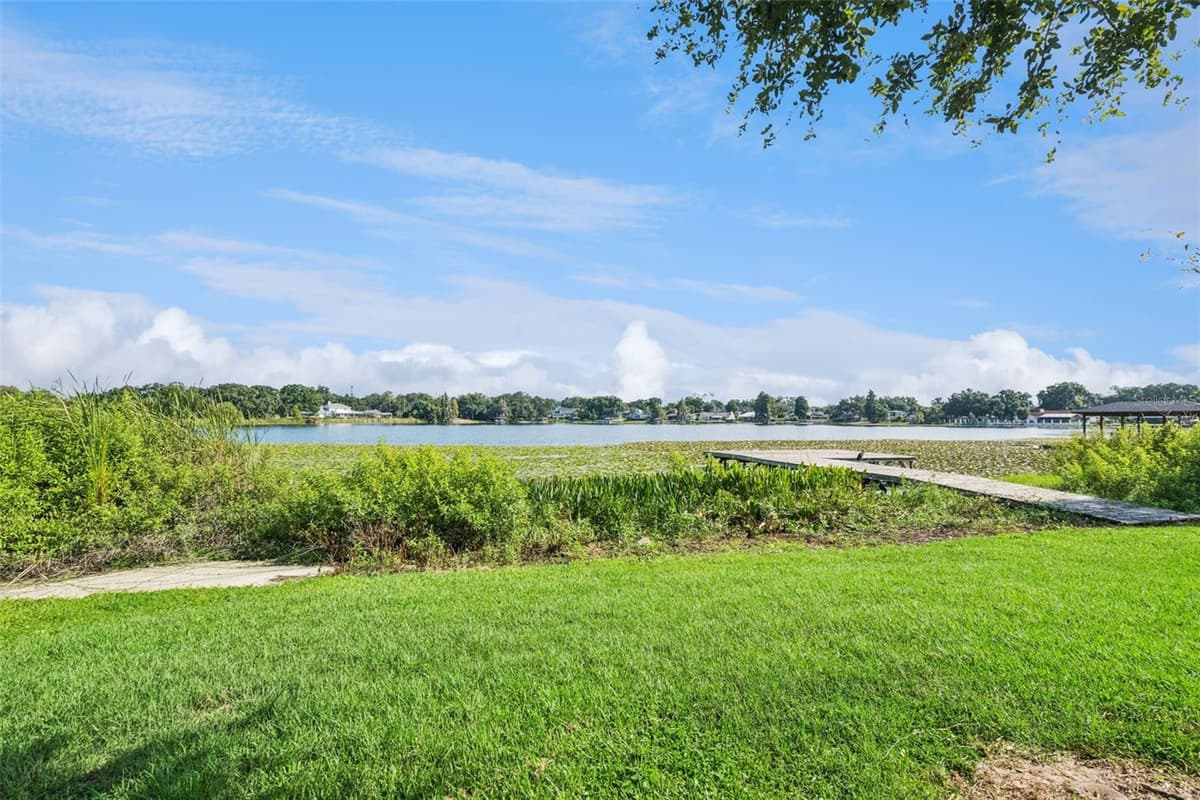 25 LAKEWOOD CAUSEWAY — photo 38 of 52