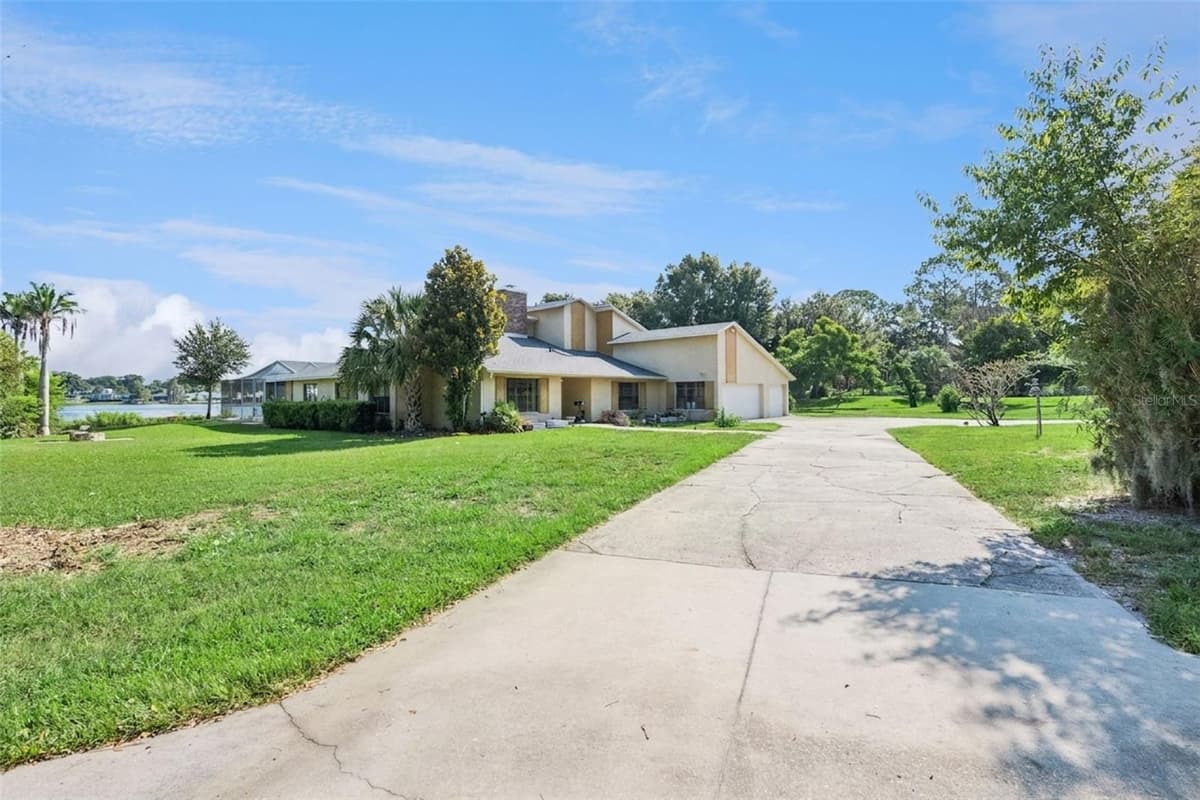 25 LAKEWOOD CAUSEWAY — photo 42 of 52