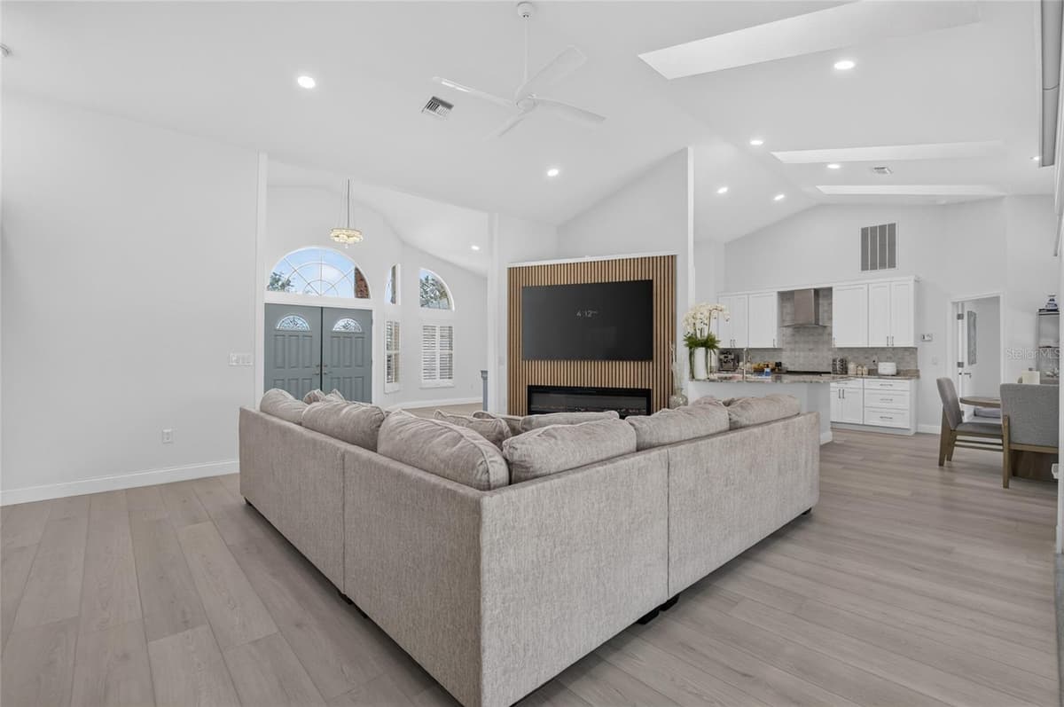 58 GOLF VIEW DRIVE — photo 12 of 44