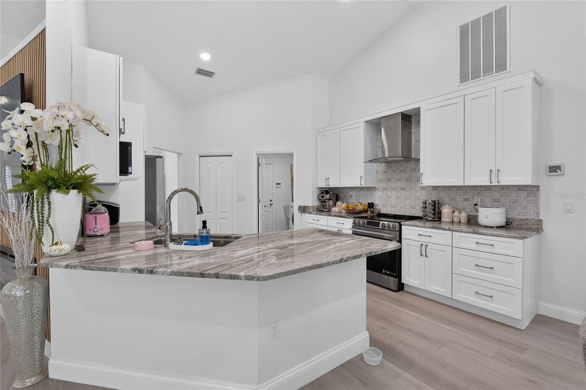 58 GOLF VIEW DRIVE — photo 14 of 44