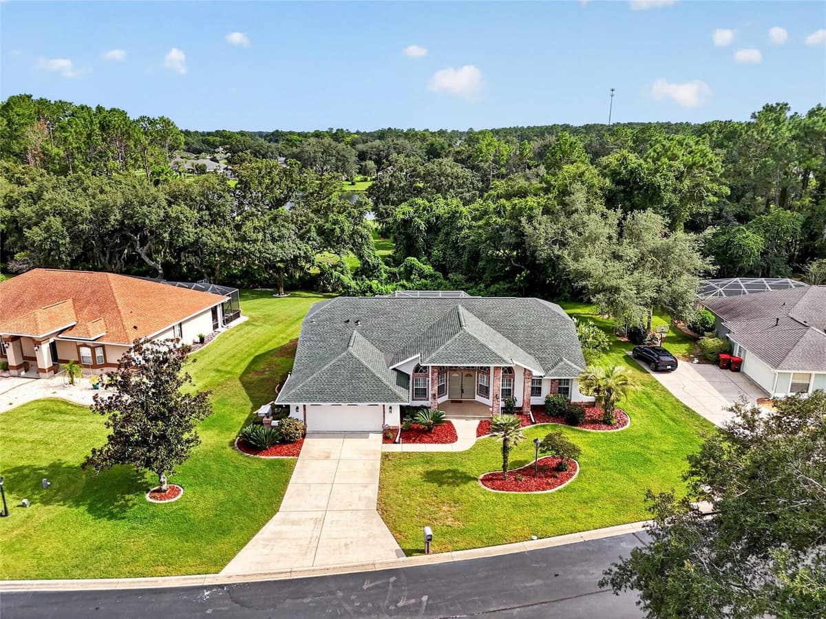 58 GOLF VIEW DRIVE — photo 2 of 44