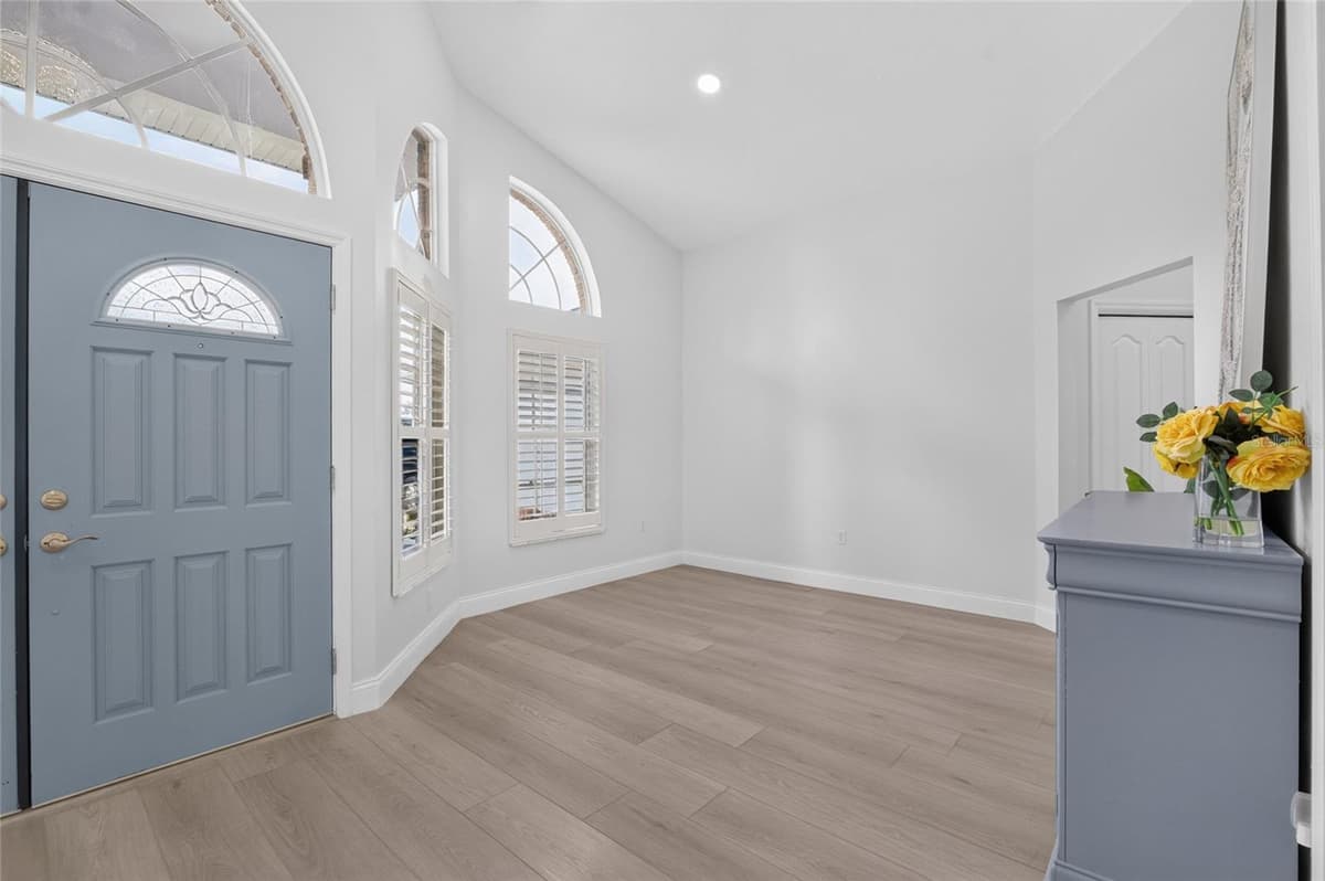 58 GOLF VIEW DRIVE — photo 7 of 44