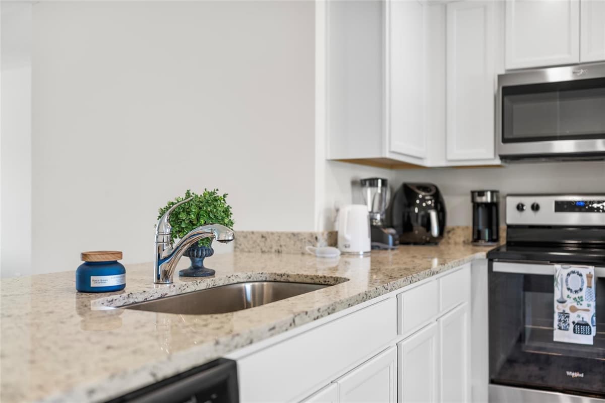 1602 SALADINO STREET — photo 14 of 26