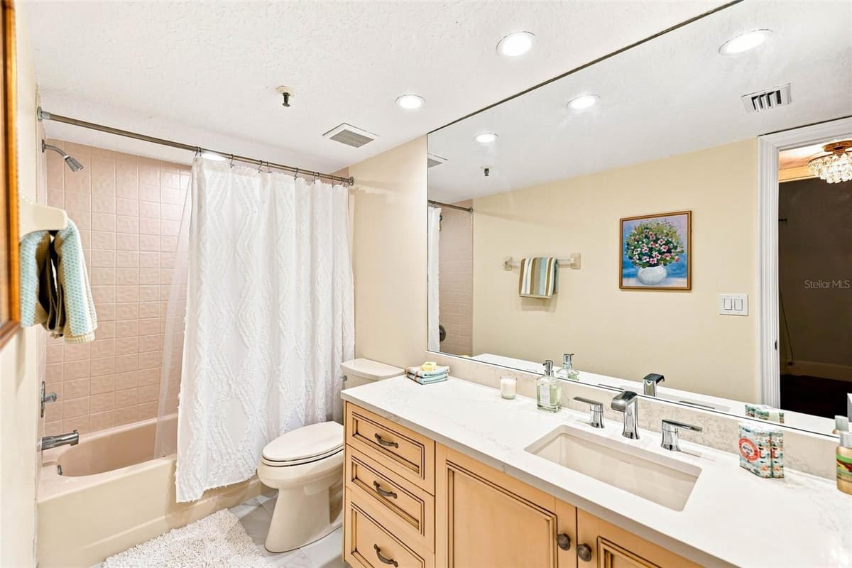 1586 GULF BOULEVARD — photo 32 of 62
