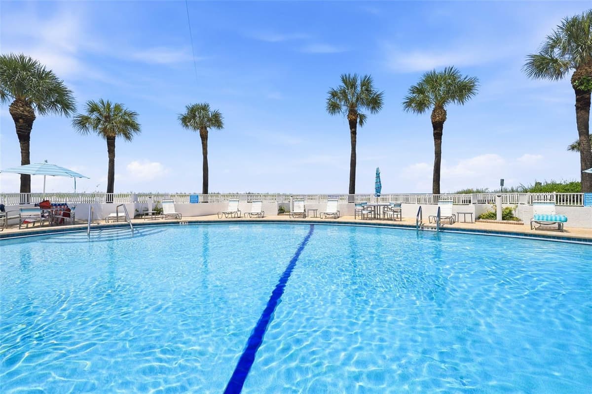 1586 GULF BOULEVARD — photo 43 of 62