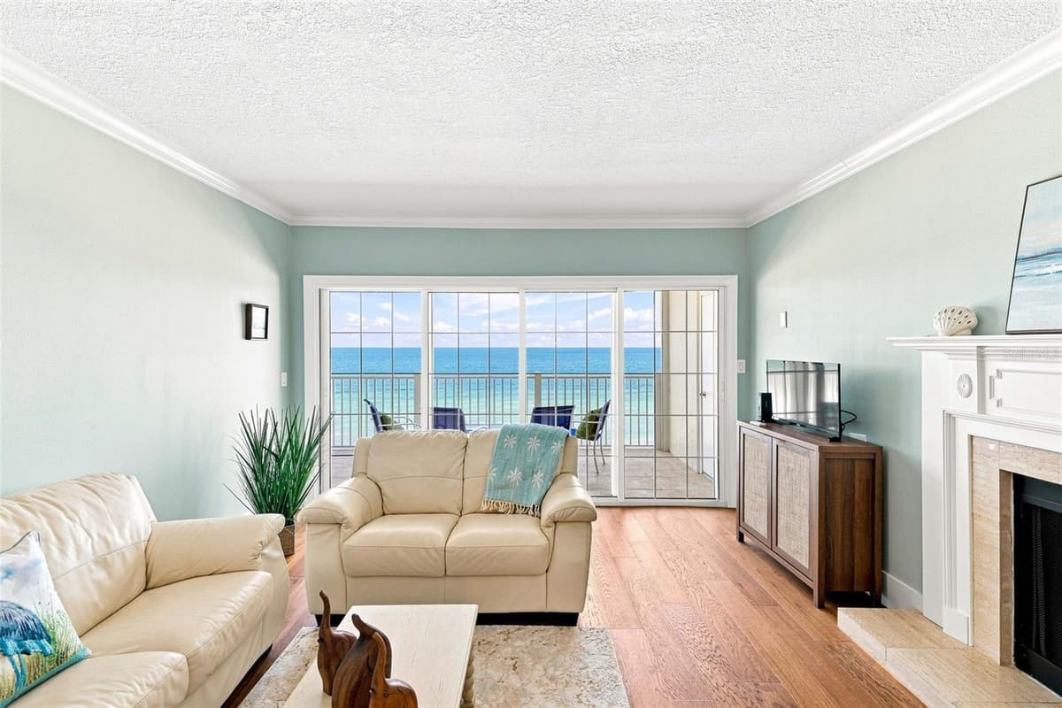 1586 GULF BOULEVARD — photo 8 of 62