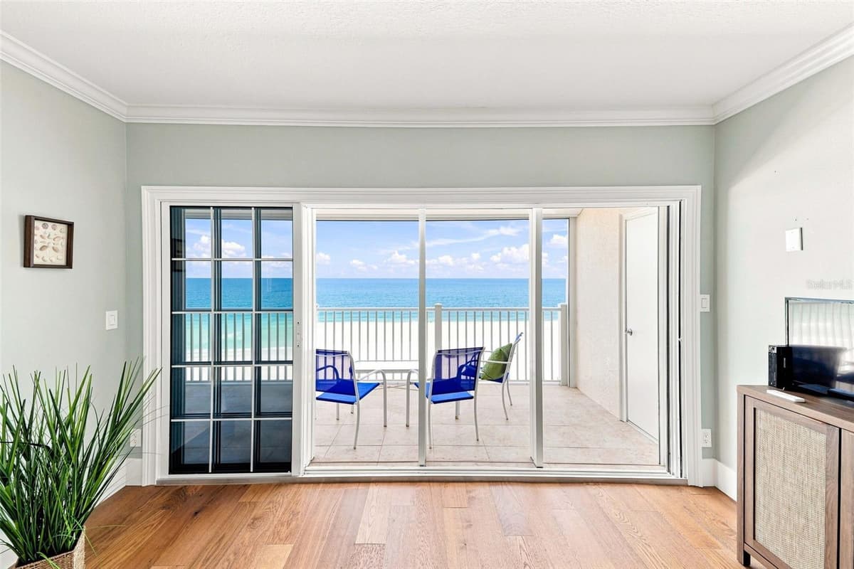 1586 GULF BOULEVARD — photo 9 of 62
