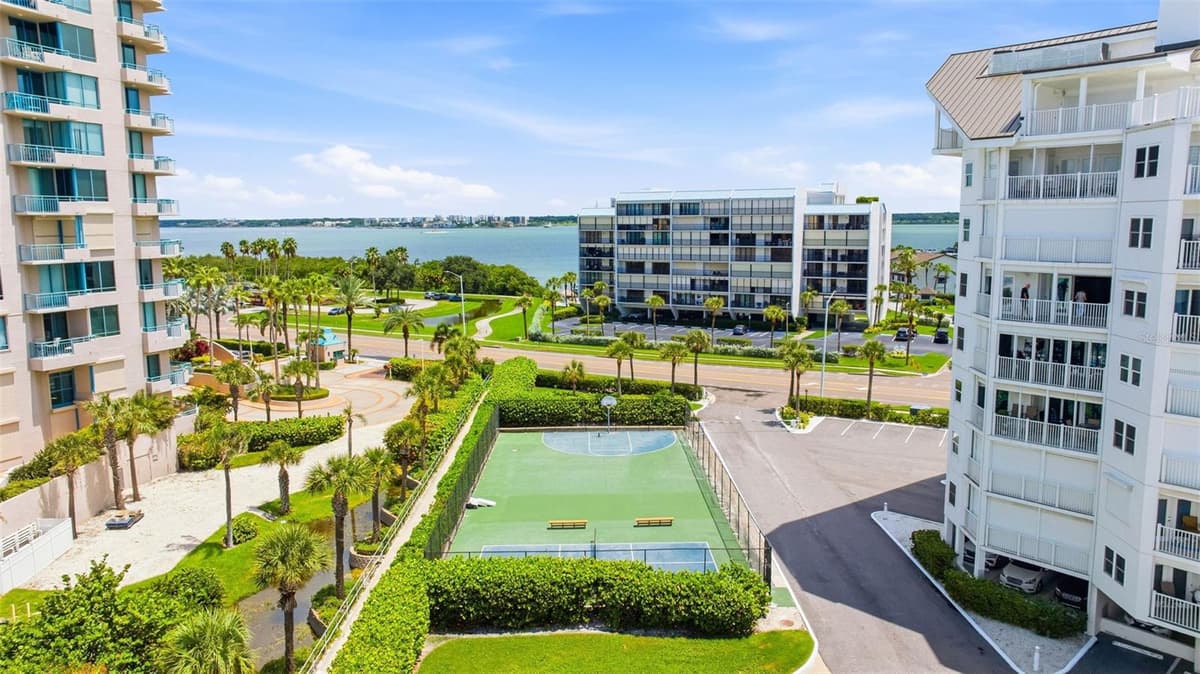 1586 GULF BOULEVARD — photo 46 of 62