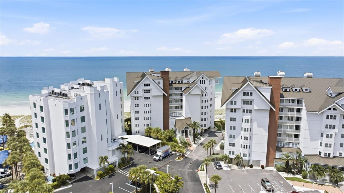 1586 GULF BOULEVARD — photo 35 of 62