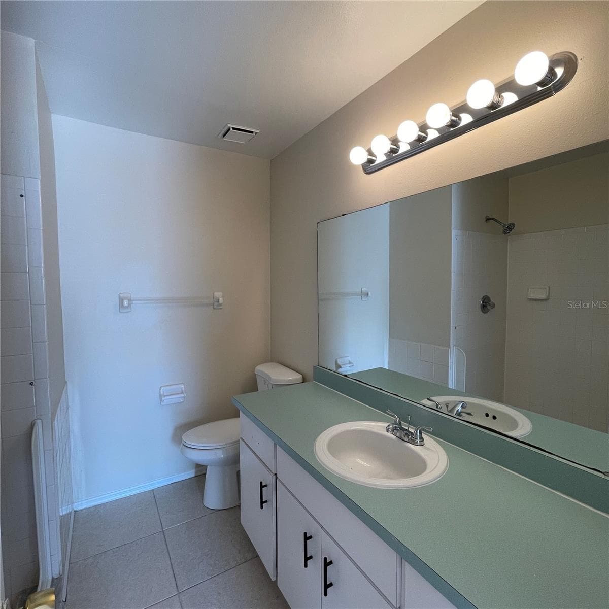 504 LAKE DEXTER BOULEVARD — photo 13 of 30
