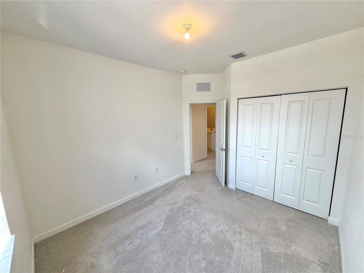 12621 23RD PLACE — photo 17 of 37