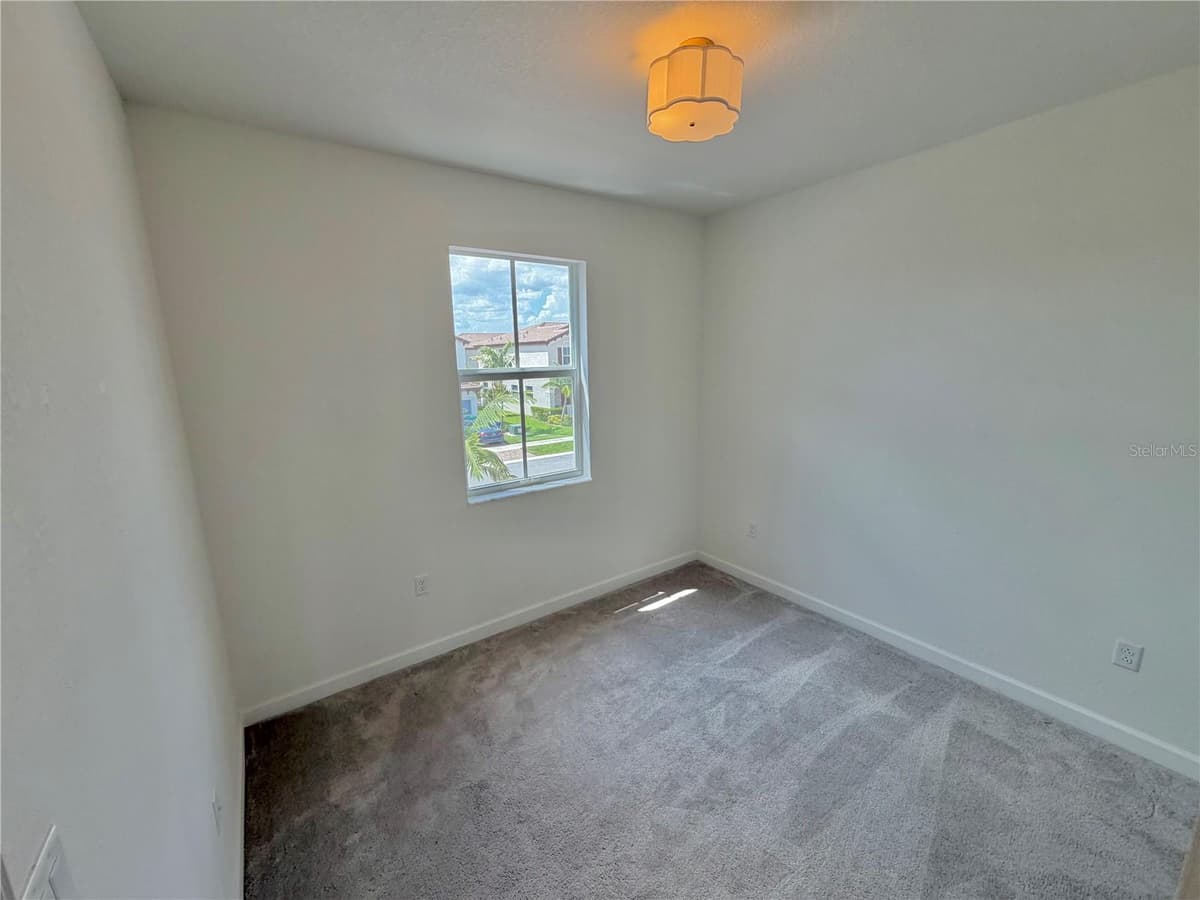 12621 23RD PLACE — photo 18 of 37