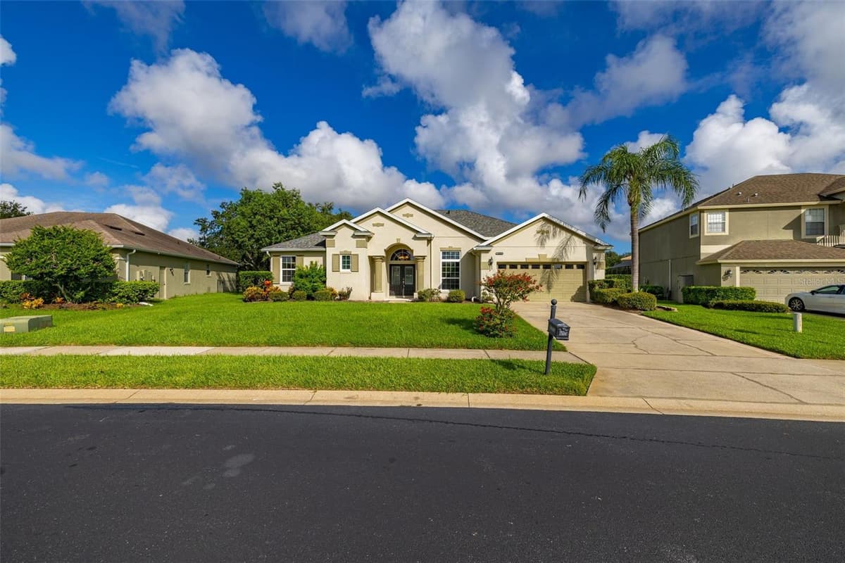 2039 HARBOR COVE WAY — photo 3 of 45