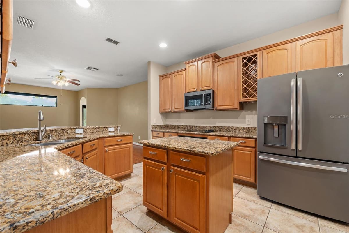 2039 HARBOR COVE WAY — photo 18 of 45