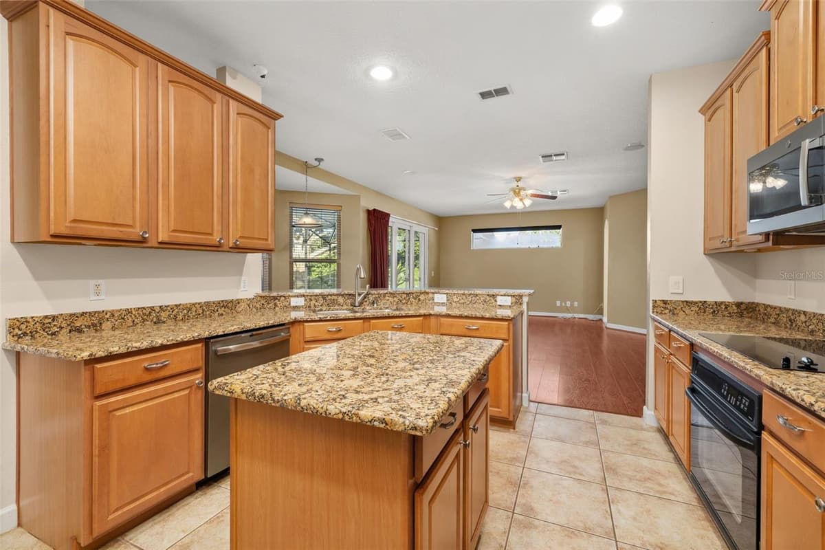 2039 HARBOR COVE WAY — photo 19 of 45