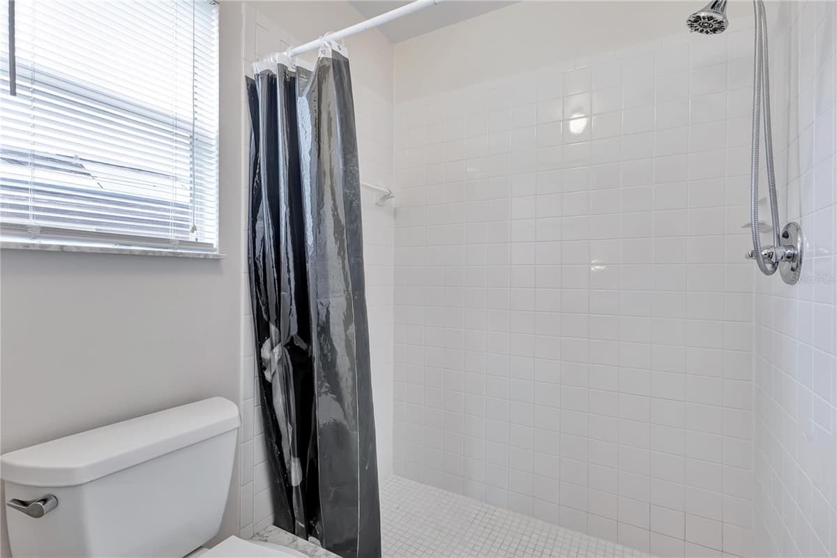 779 MEADOWSIDE COURT — photo 23 of 45