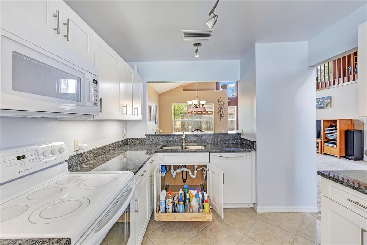 779 MEADOWSIDE COURT — photo 14 of 45