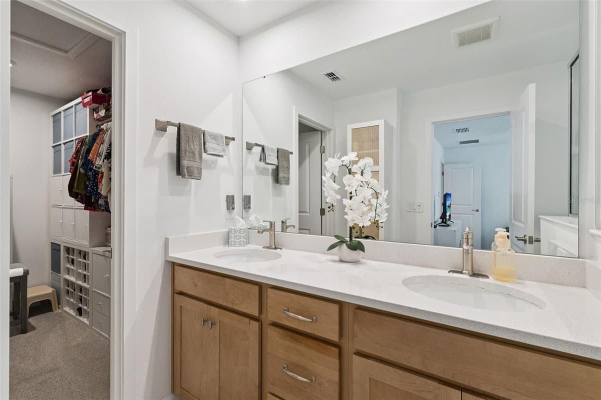 1406 BLUMBERG BOULEVARD — photo 16 of 54