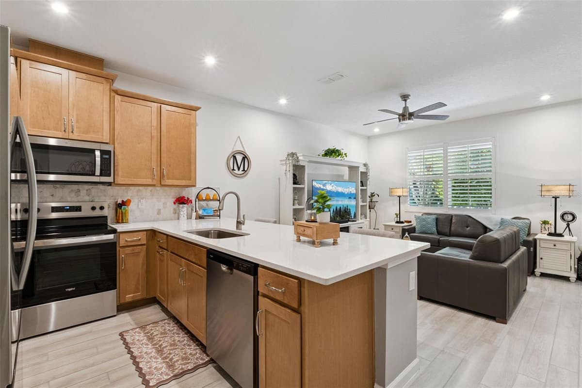 1406 BLUMBERG BOULEVARD — photo 11 of 54