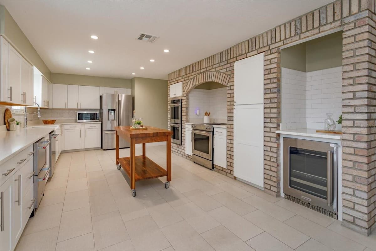 4951 COURTLAND LOOP — photo 14 of 33