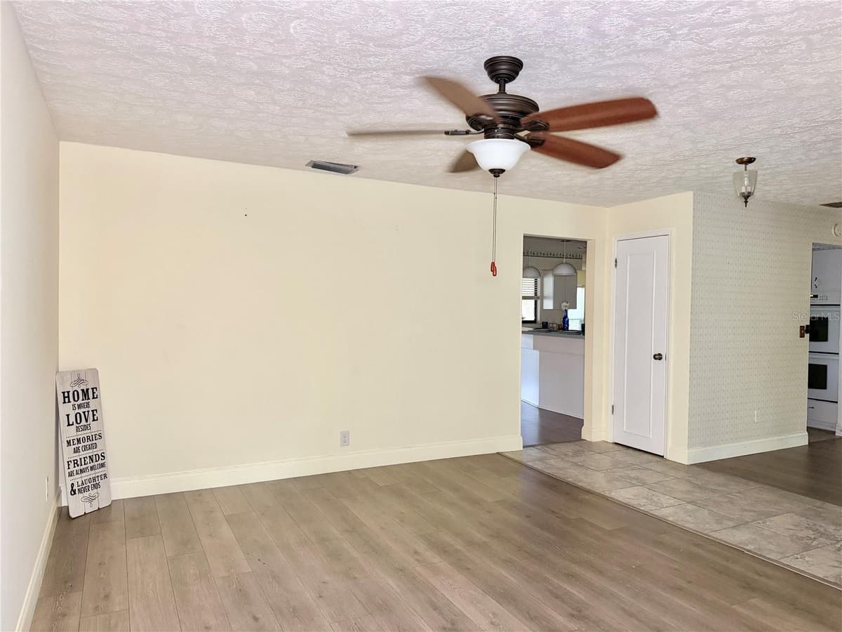 901 RIVER DRIVE — photo 7 of 73