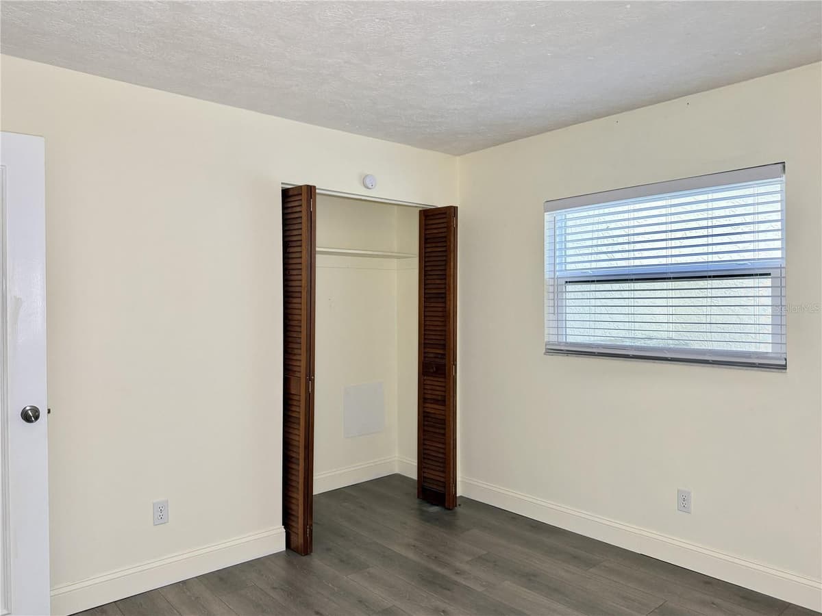 901 RIVER DRIVE — photo 40 of 73